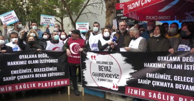 HEKİMLER İZMİR'DE DE İŞ BIRAKTI: "OYALAMA DEĞİL HAKKIMIZI İSTİYORUZ"