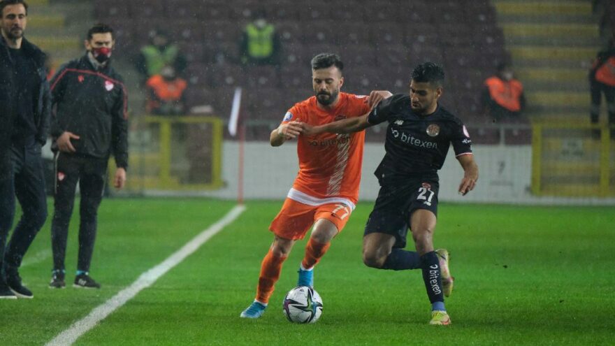Antalyaspor deplasmanda Hatayspor’u devirdi, çeyrek finale çıktı