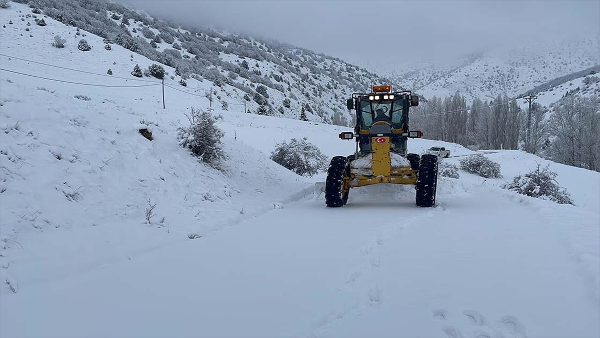 Doğu Karadeniz'de Kar Ve Soğuk Hava Etkili Oluyor
