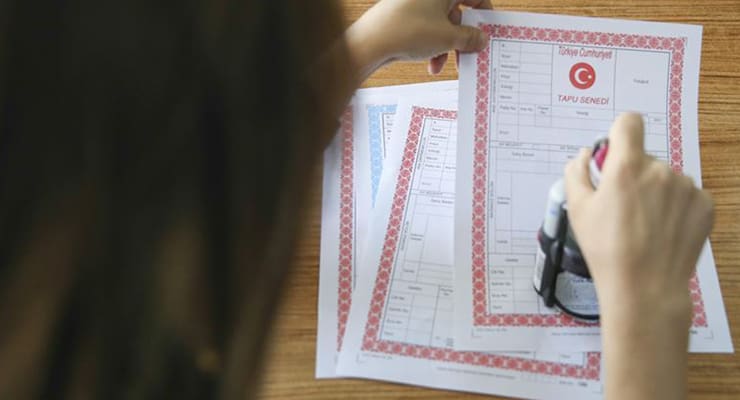 Gayrimenkul satışları yarı yarıya düştü