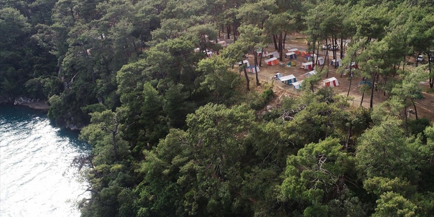 Gökova'da Çadırda Tatil Keyfi