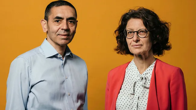 BioNTech'in kurucuları Yılın Atatürkçüsü Ödülü'nü reddetti