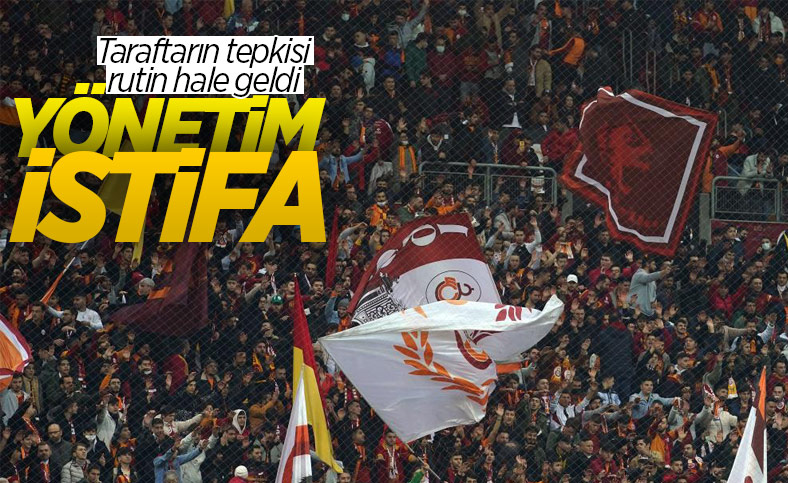 Galatasaray taraftarından yönetime protesto