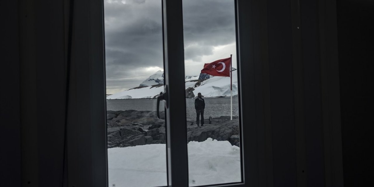 Türk bilim insanları, Antarktika'daki evi Horseshoe Adası'nda