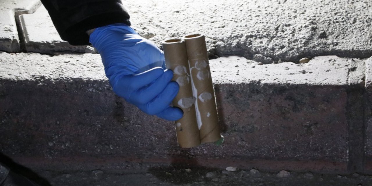 Adana’da bir otomobilin altından 3 adet EYP çıktı