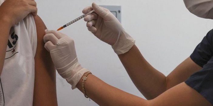 Uzmanından 'aşı Oldum Diye Rehavete Kapılmayın' Uyarısı