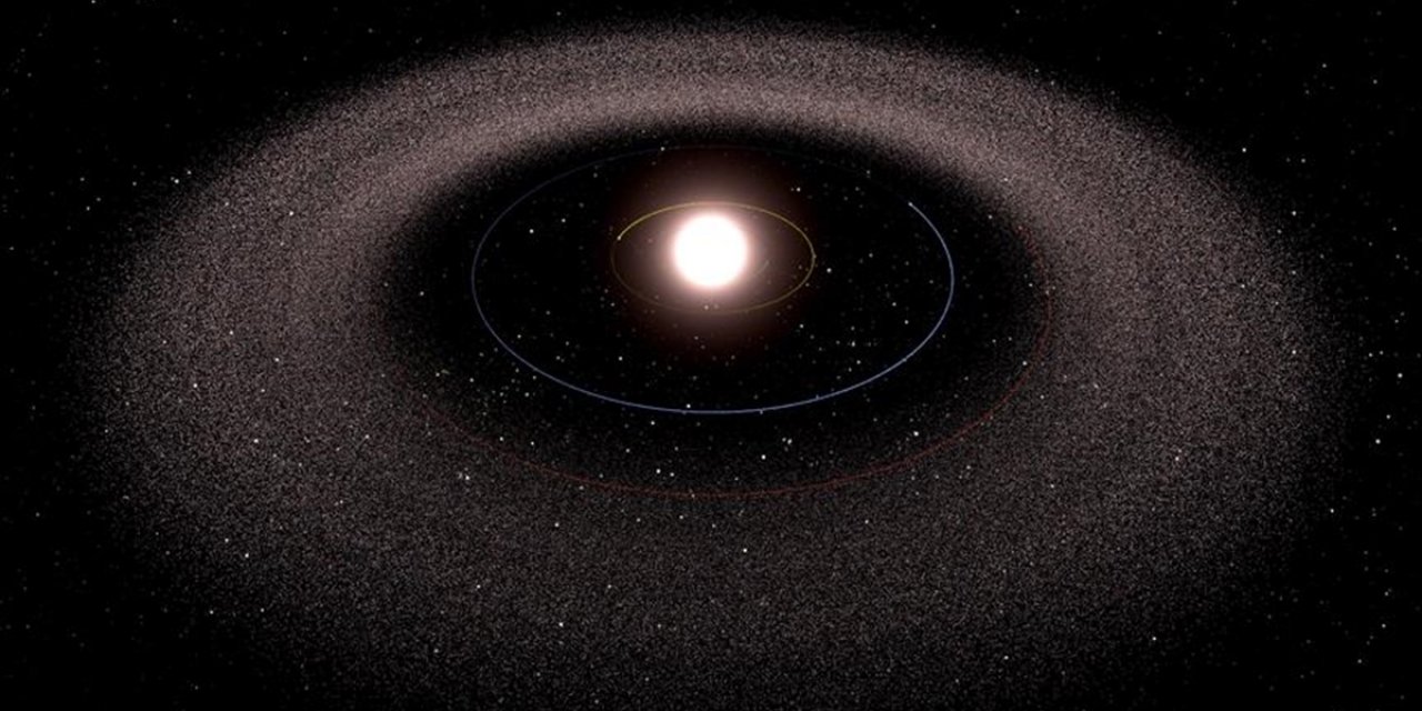 Kozmik Toz Bulutunun Ardından Süper Kütleli Kara Delik Keşfedildi