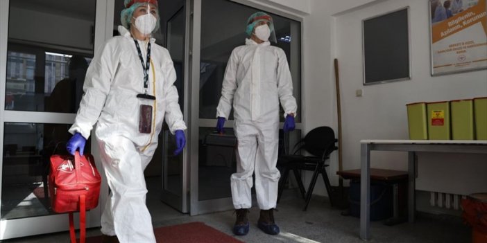 Filyasyon Ekipleri 'molnupiravir' Etken Maddeli Kovid-19 İlacı İçin Sahada