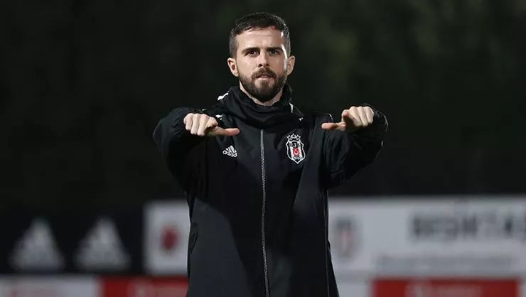 Beşiktaş'ta Pjanic şoku yaşanıyor