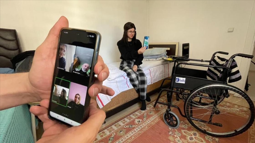 Engelli tiyatrocular yaşadıkları zorlukları kaleme aldıkları oyunla sahneleyecek