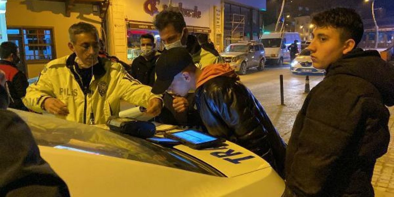 Bursa'da ceza yiyen oğlunun başında çakarlı lamba parçaladı