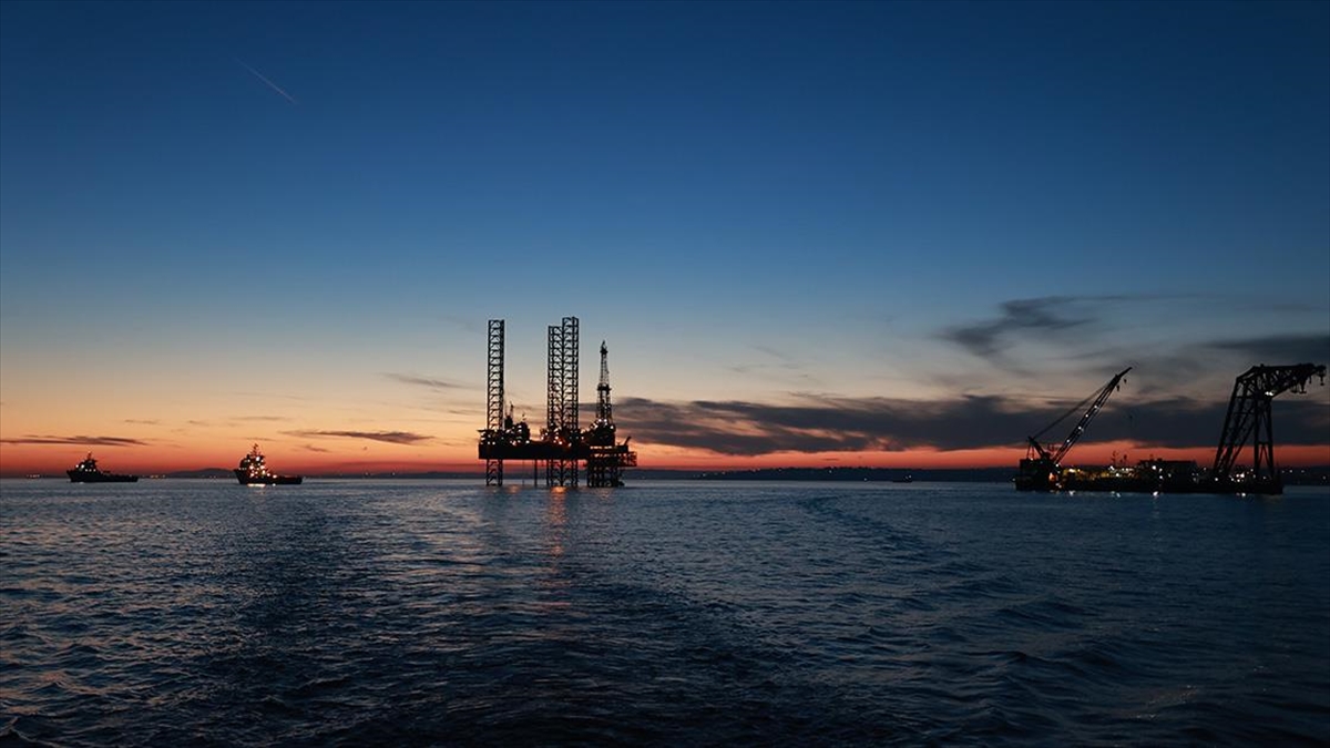 Bakan Dönmez: Yer Altı Gaz Depolama Kapasitesi 2023'te 10 Milyar Metreküpe Ulaşacak