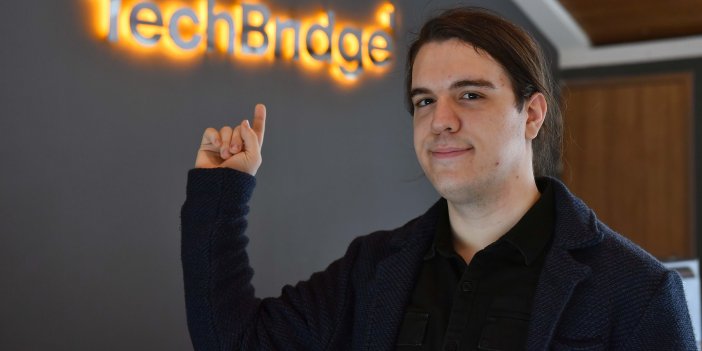 ABB TEKNOLOJİK GİRİŞİM MERKEZLERİNDE ÜRETEN GENÇ BİLİŞİMCİLER BAŞARI REKORLARI KIRIYOR