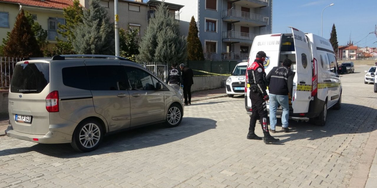Uşak'ta husumetlisi tarafından saldırıya uğradı, hayatını kaybetti