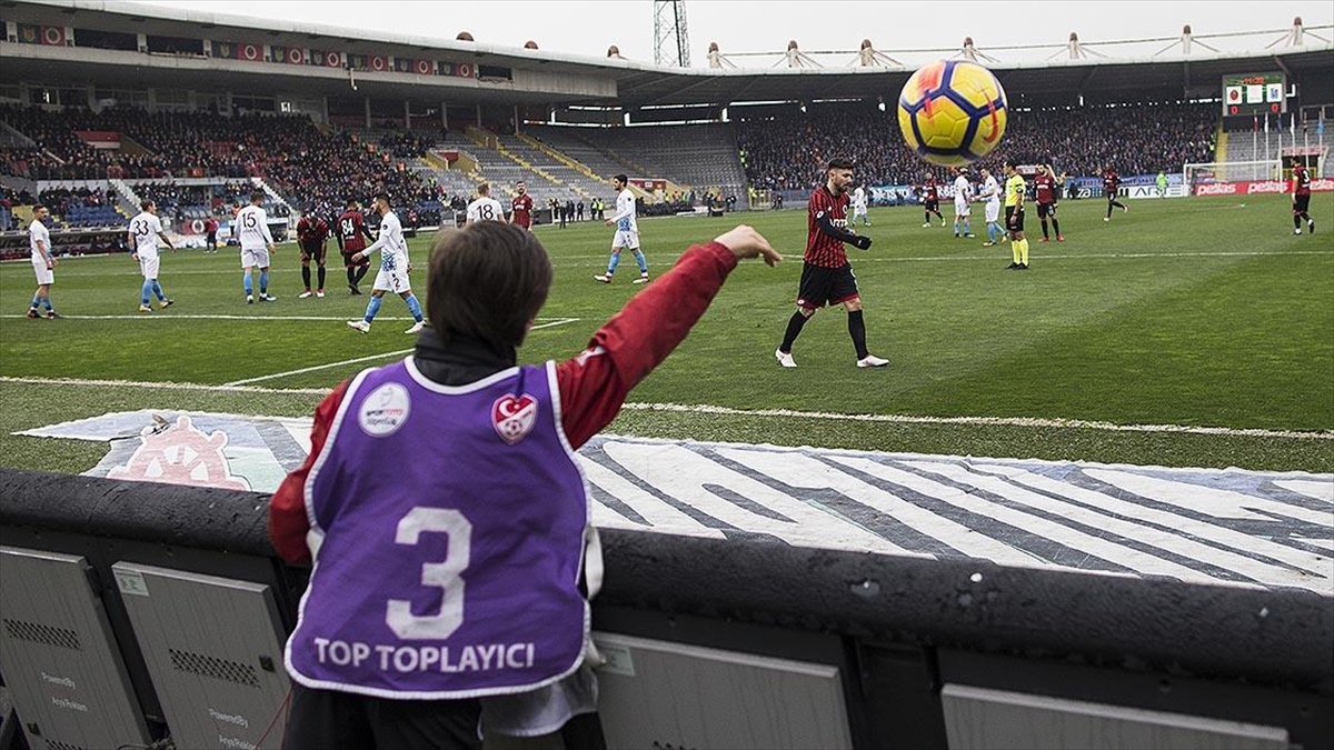 Arda Güler'in 'ikibuçukluktan' Fenerbahçe'ye Futbol Hikayesi