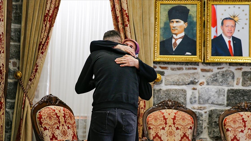 Diyarbakır annelerinin eylemi sayesinde bir aile daha evladına kavuştu