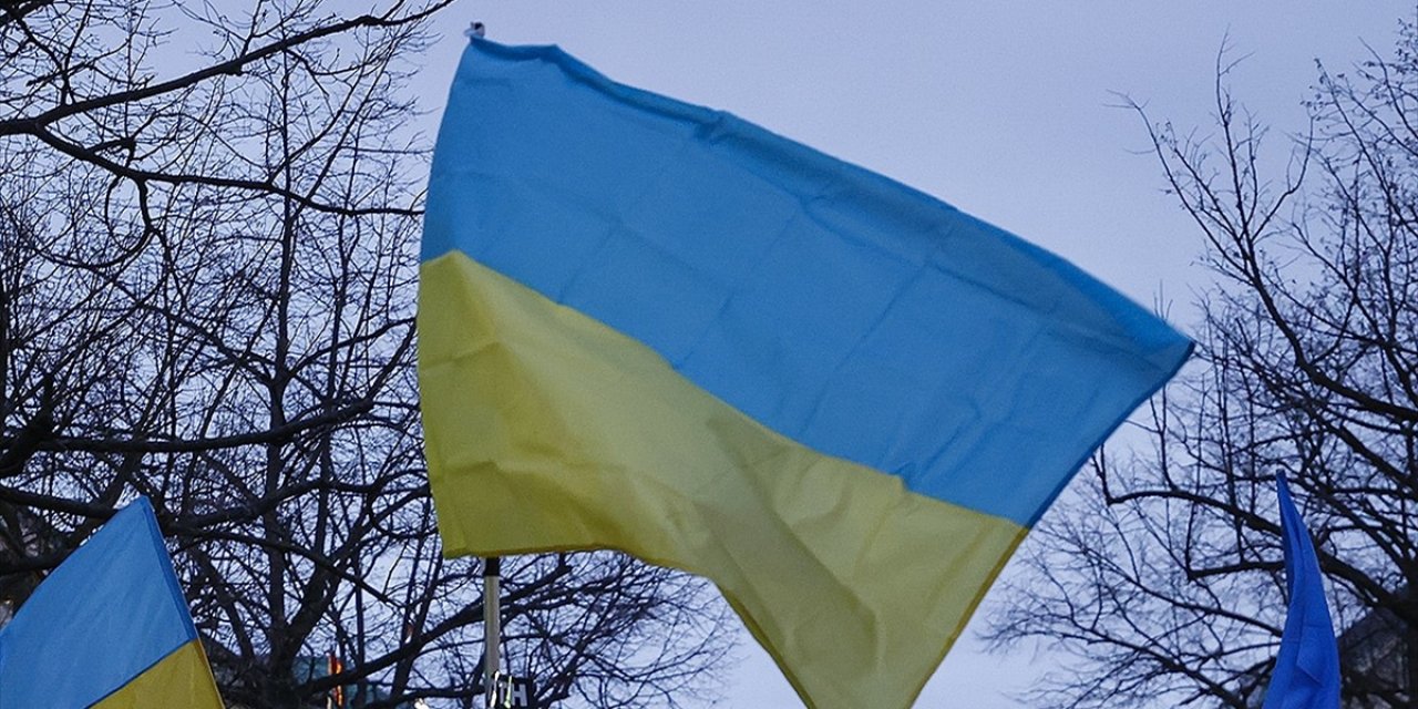 Ukrayna Parlamentosu Ohal Kararını Kabul Etti