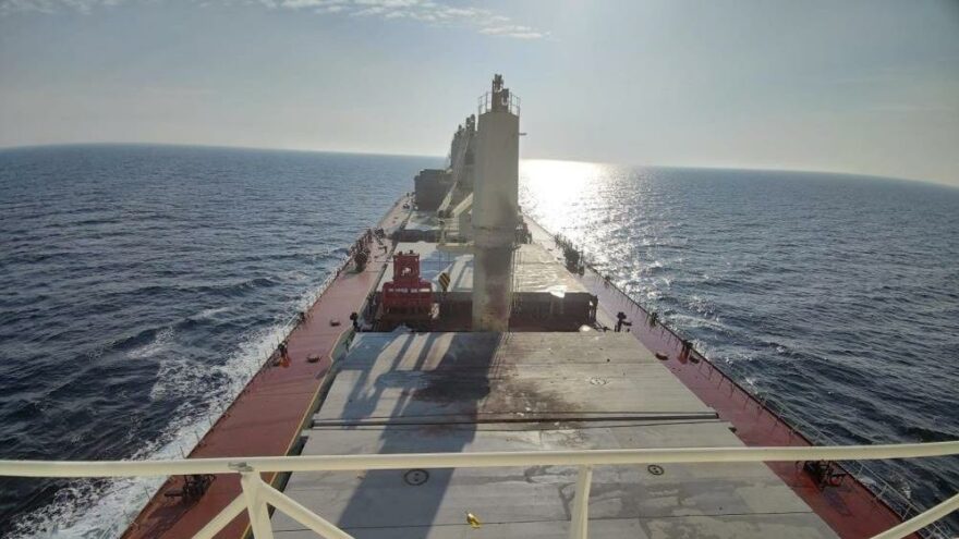 Karadeniz’de Türk gemisine bomba isabet etti