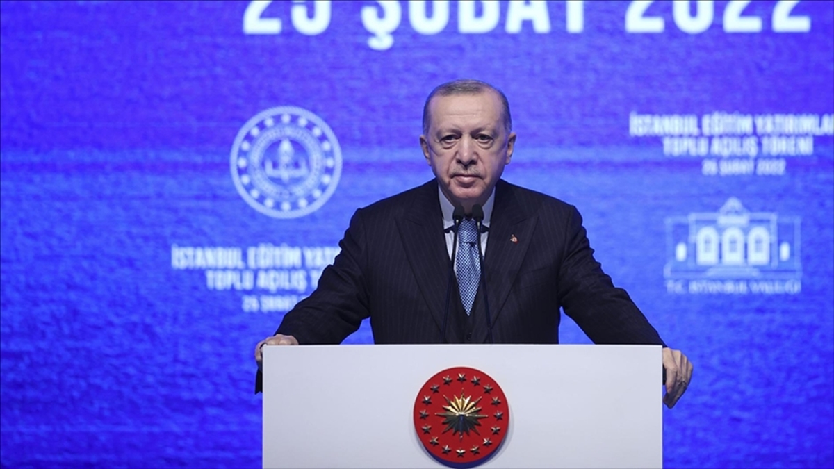 Cumhurbaşkanı Erdoğan: İstanbul'umuzda 5,1 Milyar Liralık 4 Bin 194 Derslikli 197 Projeyi Hayata Geçireceğiz