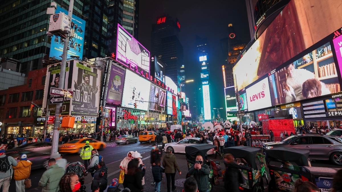 Abd Kovid-19'a Karşı Maske Zorunluluğu Uygulamasını Gevşetecek