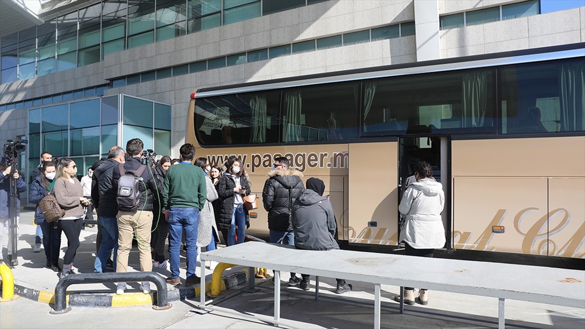 Dışişleri Bakanlığının Moldova’dan Tahliye Ettiği Bir Grup Türkiye’ye Geldi