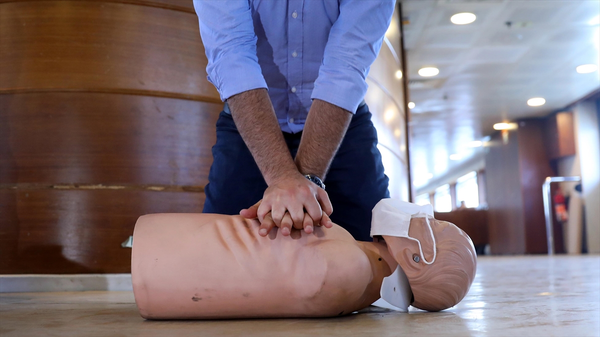 Meb, 10 Ayda 68 Bin Öğretmene İlk Yardım Eğitimi Verdi