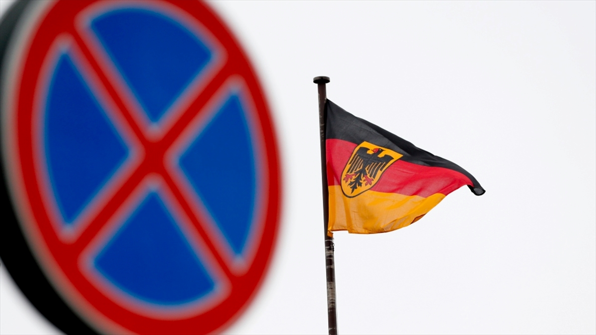 Almanya, Ukrayna'ya 1000 Tanksavar Ve 500 Stinger Füzesi Gönderecek