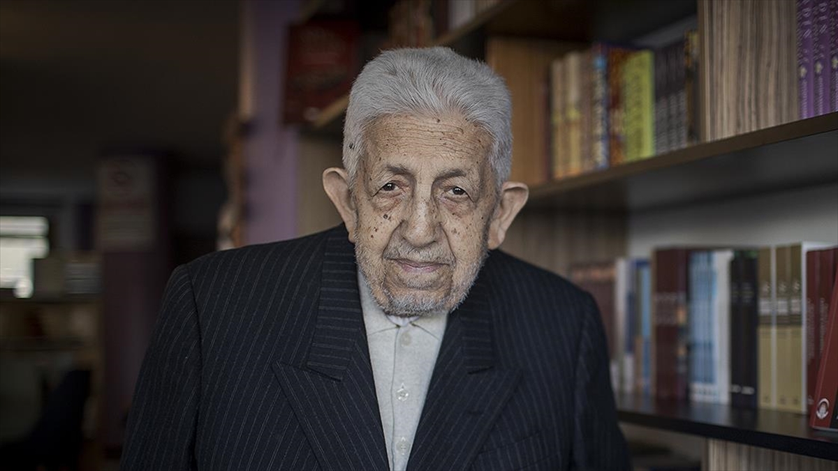 Saadet Partisi Yik Üyesi Recai Kutan: 28 Şubat'ta Ülkemiz Tarihinin En Büyük Soygununu Yaşadı