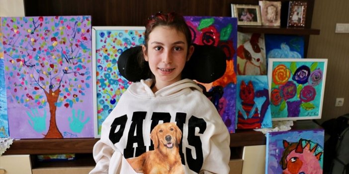 Tekerlekli Sandalyesinde Çizdiği Resimlerle 4. Sergisine Hazırlanıyor