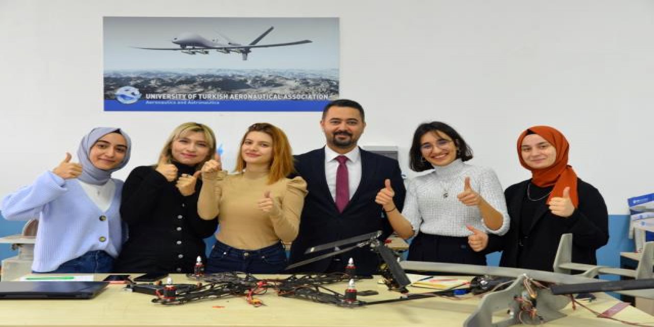 5 kadın mühendis adayı tasarladı! 6 saat uçabilen görünmez İHA modeli Teknofest 2022'de tanıtılacak