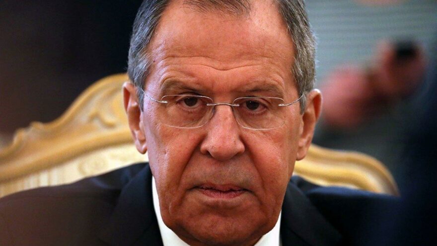 Lavrov: Ukraynalılar gelecekte nasıl yaşayacaklarına kendileri karar vermeliler