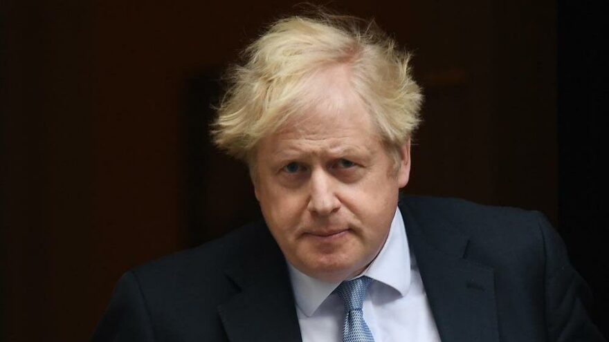 Johnson, Rusya’nın Ukrayna’daki eylemlerini ‘savaş suçu’ olarak nitelendirdi