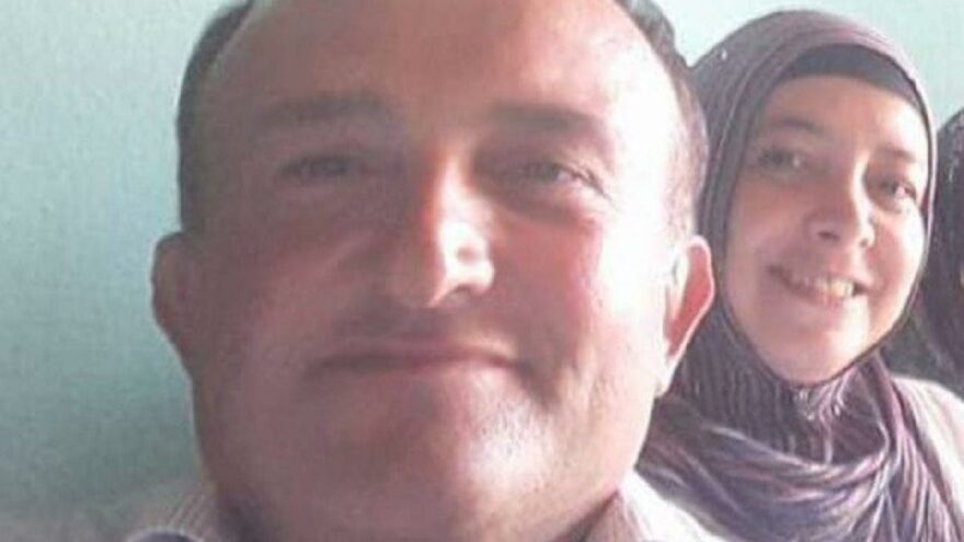 Karısını boğarak öldürdü, intihar etti!