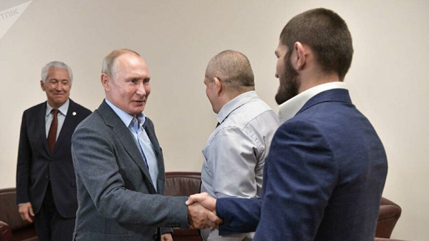 Khabib Nurmagomedov’a Rusya tepkisi: ‘Onurdan bahsediyorsun ama…’