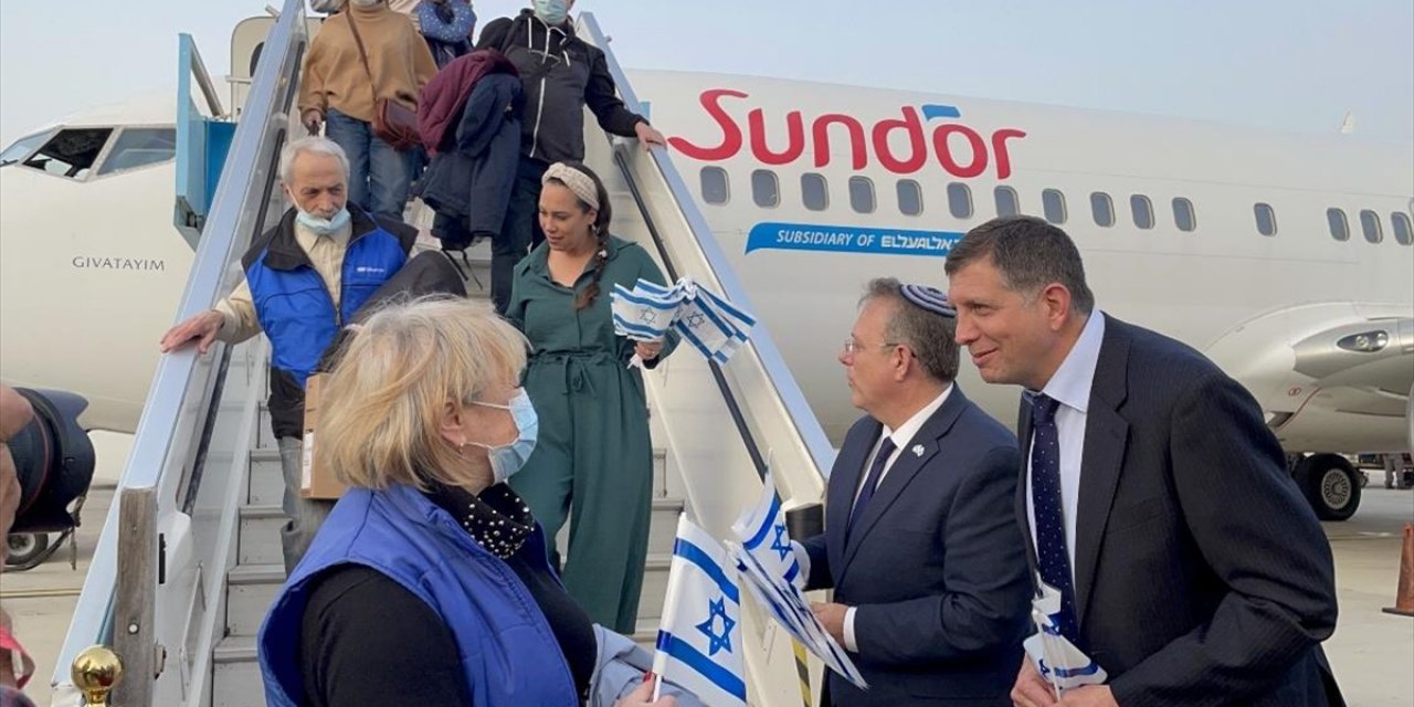 İsrailli Bakan, Yahudi Olmayan Ukraynalıların İsrail’e Gelişinin 'devam Edemeyeceğini' Söyledi