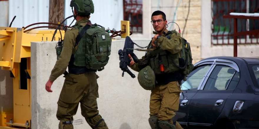 İsrail Polisi Kudüs’te Filistinli Bir Genci Şehit Etti
