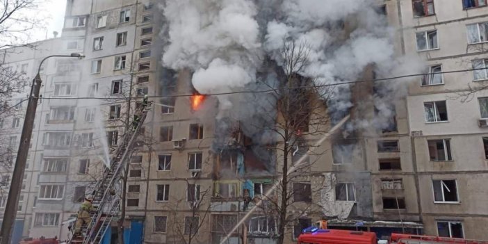 Rusya, Harkov'da sivil yerleşimleri vuruyor: 4 ölü