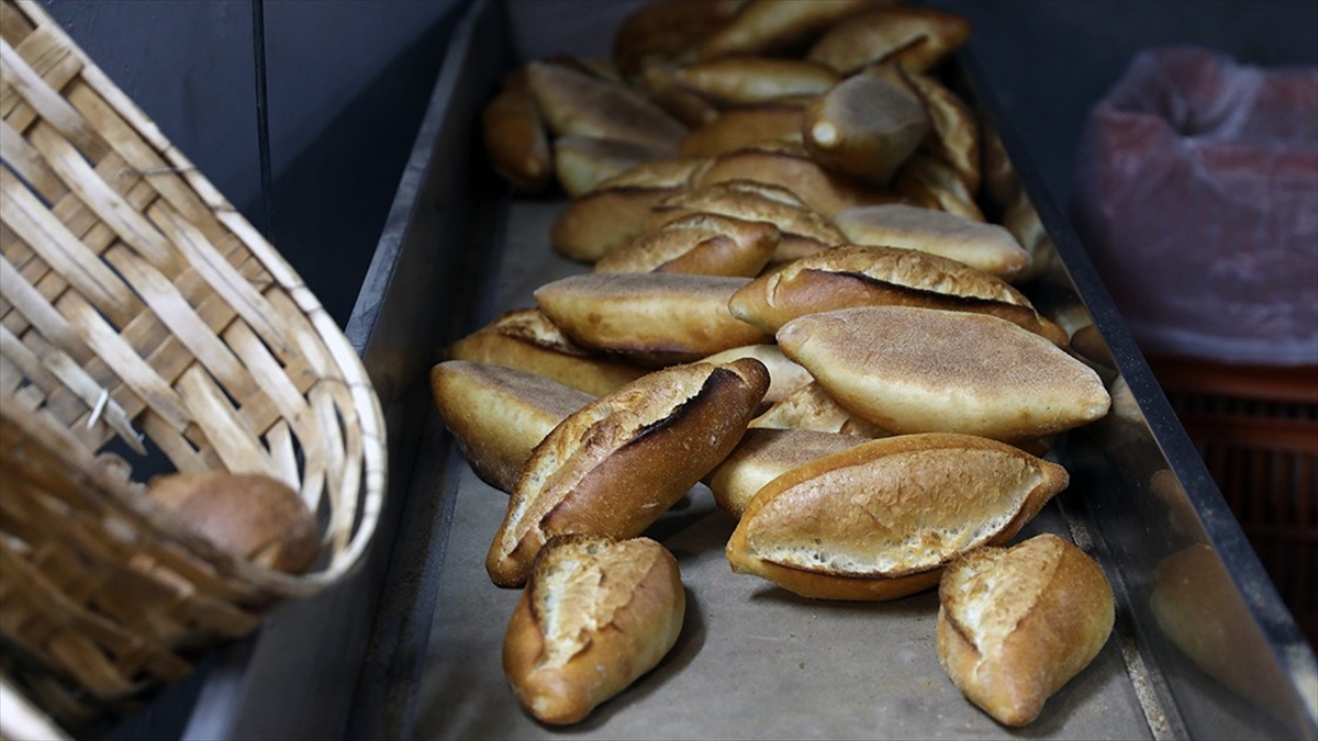 Fırıncılar TMO'nun Sağladığı Un Sayesinde Ekmek Fiyatlarında Artış Beklemiyor