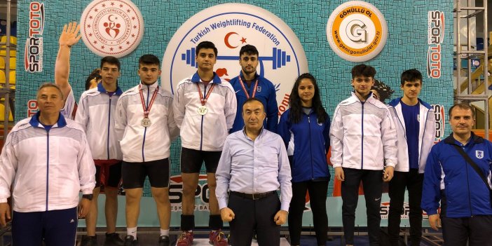 ABB SPOR YILDIZLAR KATEGORİSİNDE TÜRKİYE HALTER ŞAMPİYONU OLDU