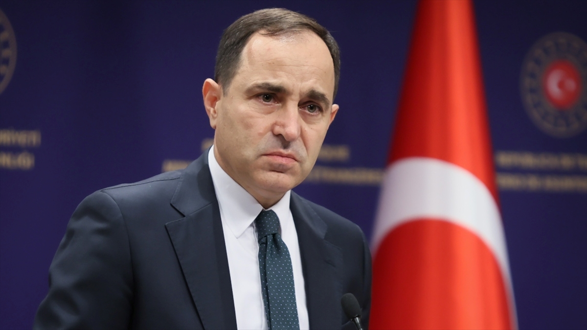 Dışişleri Bakanlığı Sözcüsü Bilgiç: Türkiye'nin Kiev Büyükelçiliği Ukrayna'nın Çernivtsi Şehrine Taşınıyor