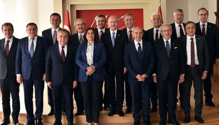 11 CHP'li büyükşehir belediye başkanından açıklama