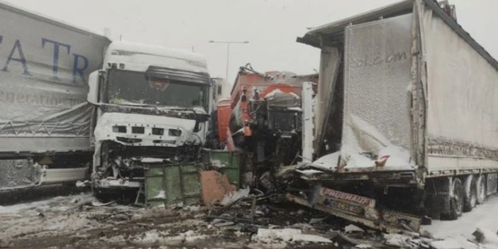 Kuzey Marmara Otoyolu'nda zincirleme kaza