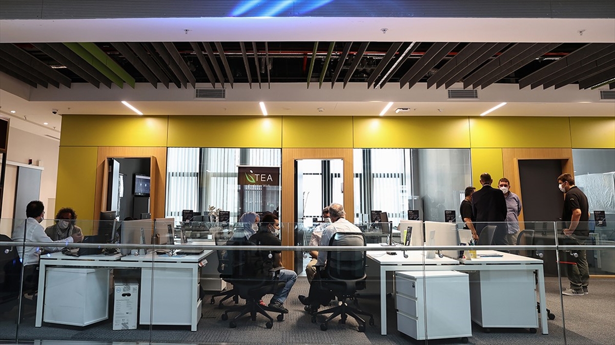 Türkiye'nin Teknoloji Gelişiminde Teknoparklar Kilit Rol Oynuyor