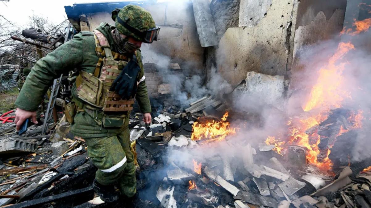 İngiliz basını manşeti: Zelenski'nin lejyoner asker çağrısına Türkiye'den de olumlu dönüşler var