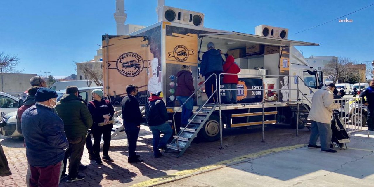 DİDİM BELEDİYESİ'NDEN SOĞUK HAVADA SICAK ÇORBA İKRAMI