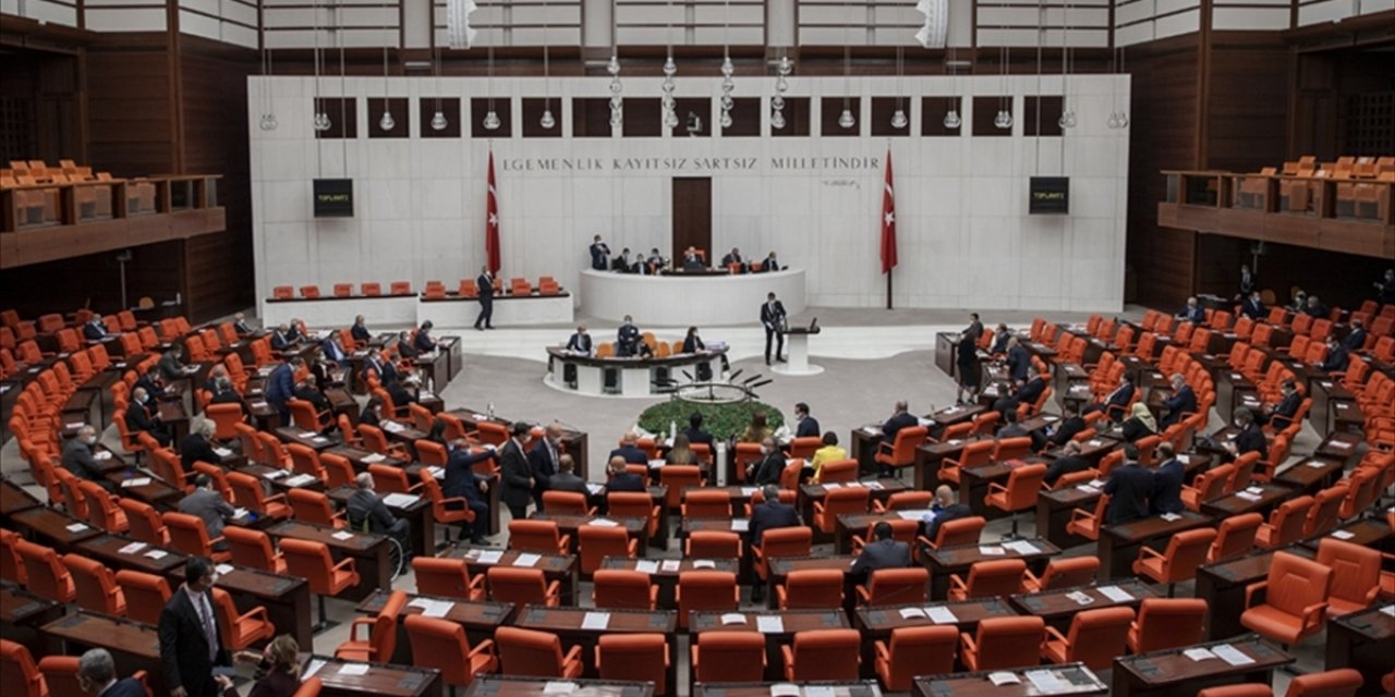 'Diyanet Akademisi' Kurulmasına İlişkin Kanun Teklifi Mecliste Kabul Edildi