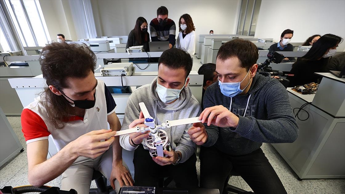 Türk Öğrencilerin Uydusu Nasa'nın İmkanlarıyla Fırlatılacak