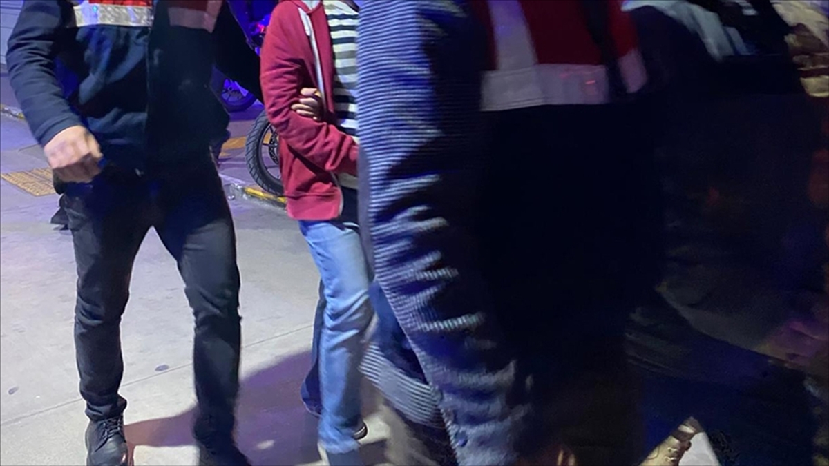 İstanbul'da Terör Örgütü Pkk/Ypg Operasyonunda 18 Kişi Yakalandı