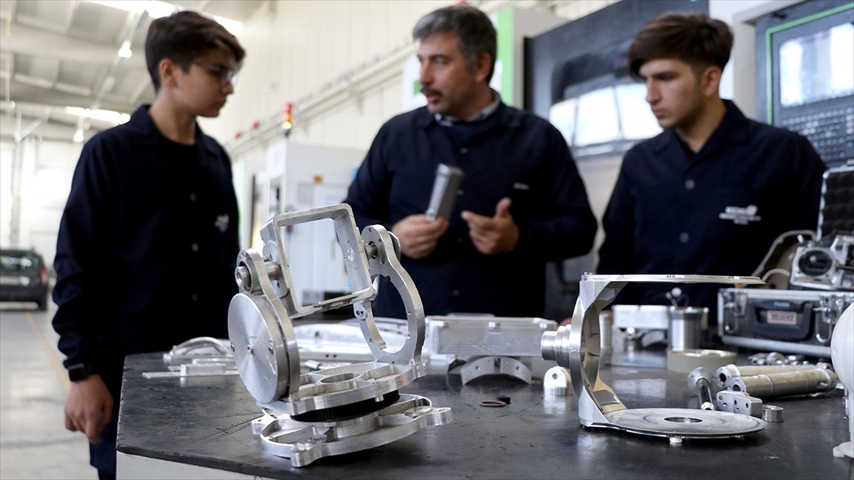 Meslek Liseleri 'Üretimde' Yarışıyor