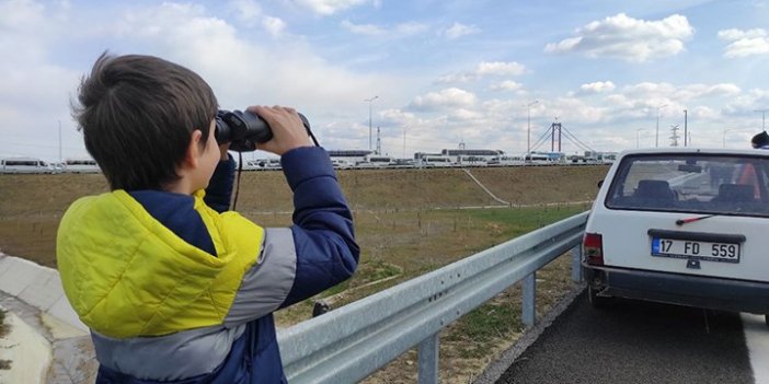 Ücretsiz geçiş için Çanakkale Köprüsü'ne akın edenlere Sürpriz